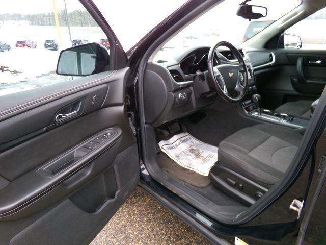 used 2017 Chevrolet Traverse car, priced at $9,495