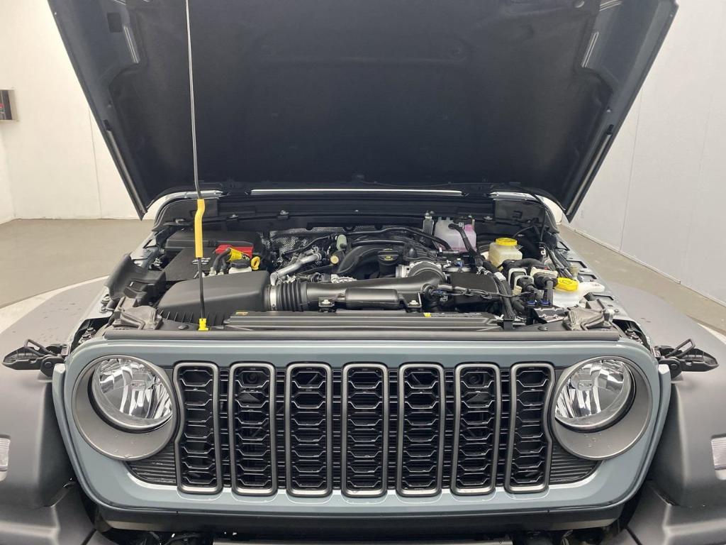 new 2025 Jeep Wrangler car, priced at $45,990