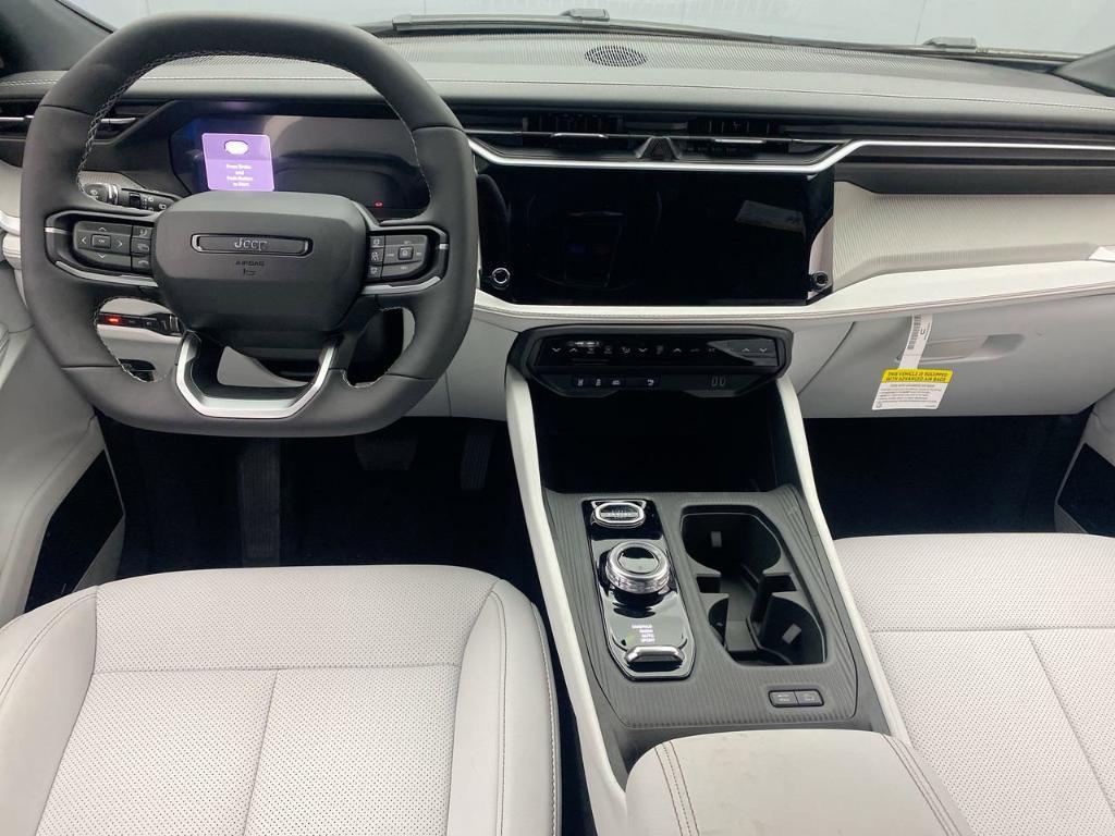 new 2026 Jeep Cherokee car, priced at $42,215