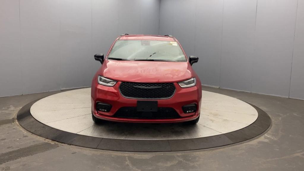 new 2026 Chrysler Pacifica car, priced at $49,945