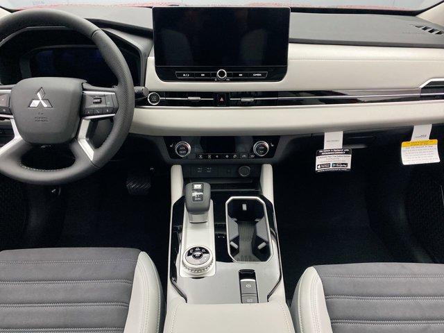 new 2025 Mitsubishi Outlander car, priced at $40,360