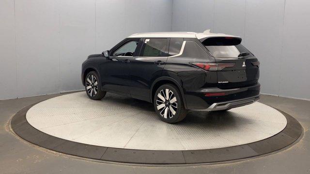 new 2025 Mitsubishi Outlander car, priced at $46,590