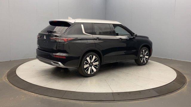 new 2025 Mitsubishi Outlander car, priced at $46,590