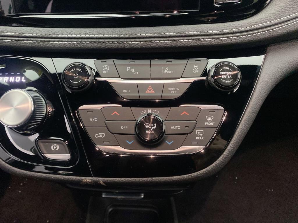 new 2026 Chrysler Pacifica car, priced at $49,945