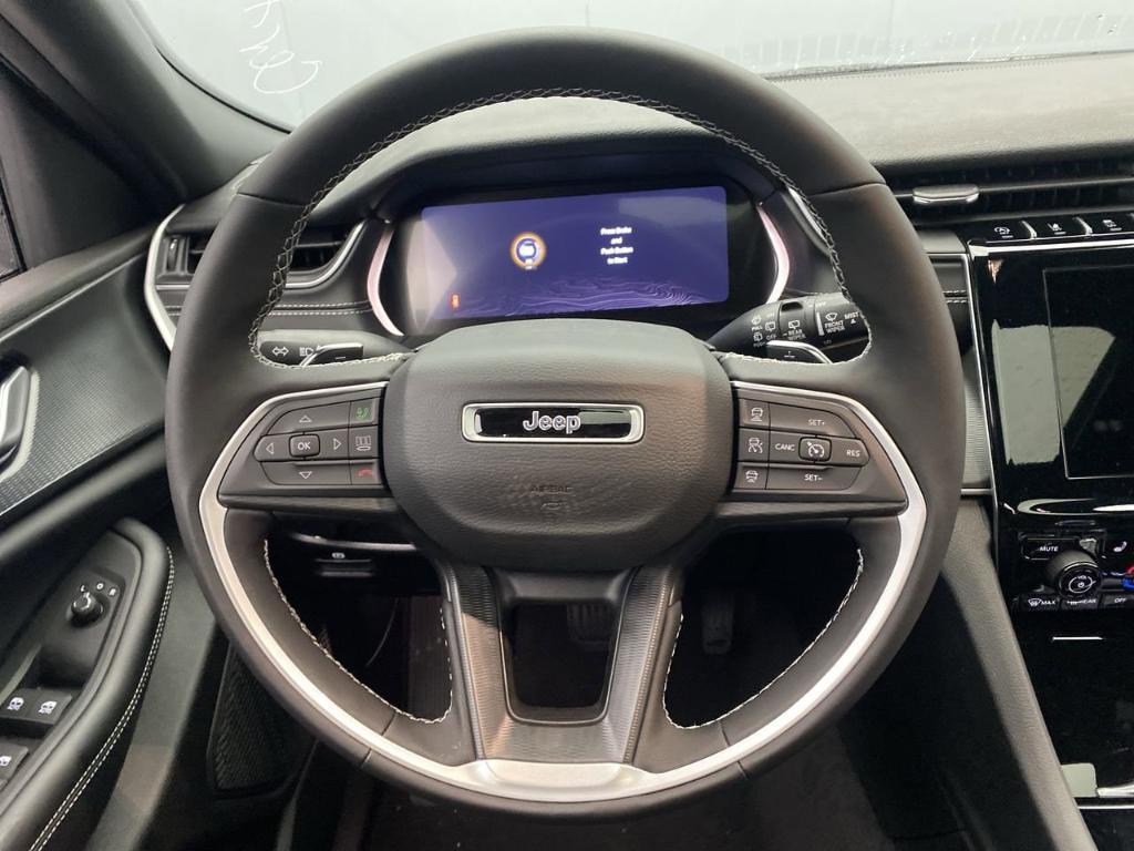 new 2025 Jeep Grand Cherokee L car, priced at $40,825