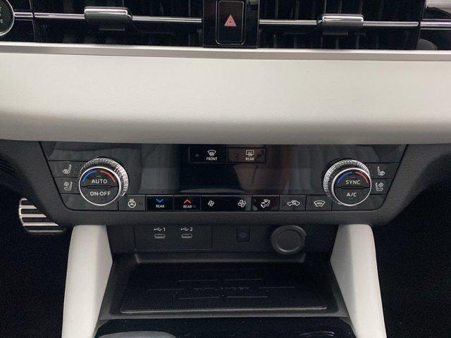 new 2025 Mitsubishi Outlander car, priced at $46,590