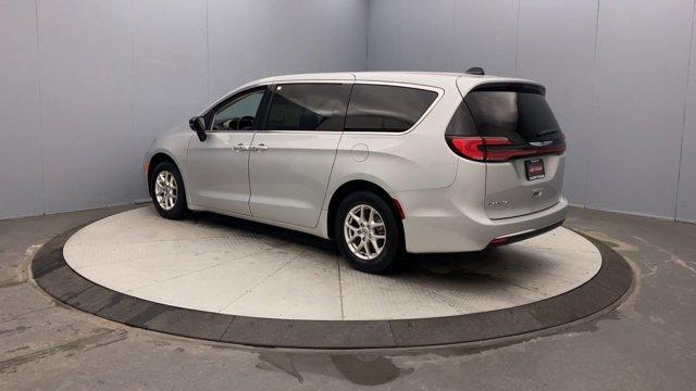used 2024 Chrysler Pacifica car, priced at $28,490