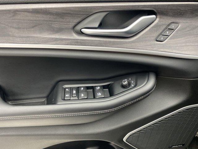 used 2021 Jeep Grand Cherokee L car, priced at $25,990