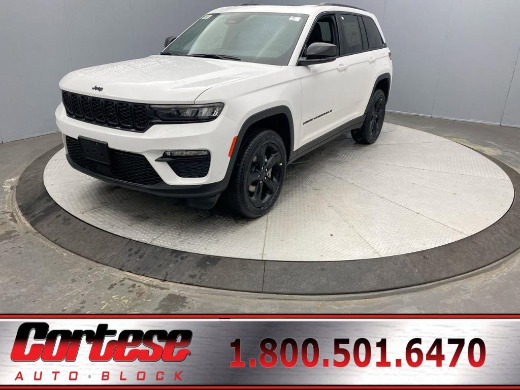 new 2025 Jeep Grand Cherokee car, priced at $49,890