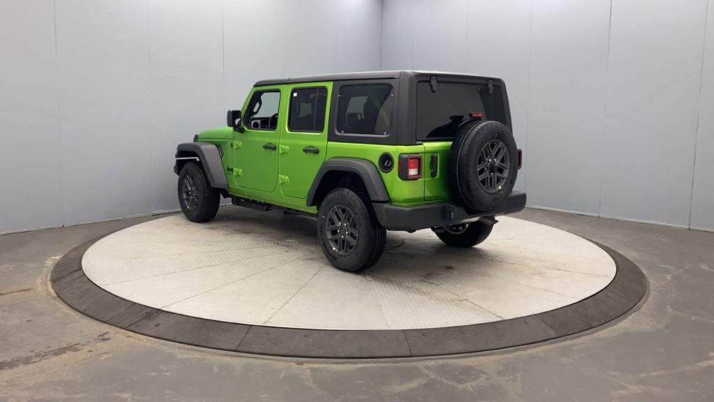 new 2026 Jeep Wrangler car, priced at $47,580
