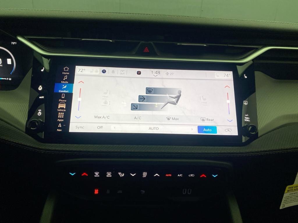 new 2026 Jeep Cherokee car, priced at $41,310