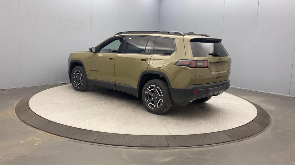 new 2026 Jeep Cherokee car, priced at $42,810