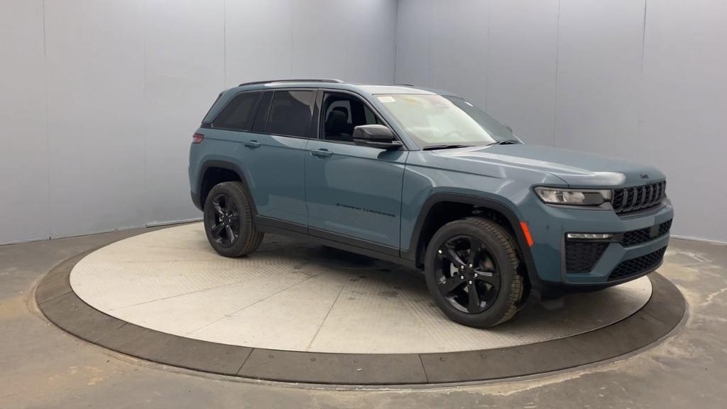 new 2026 Jeep Grand Cherokee car, priced at $48,905