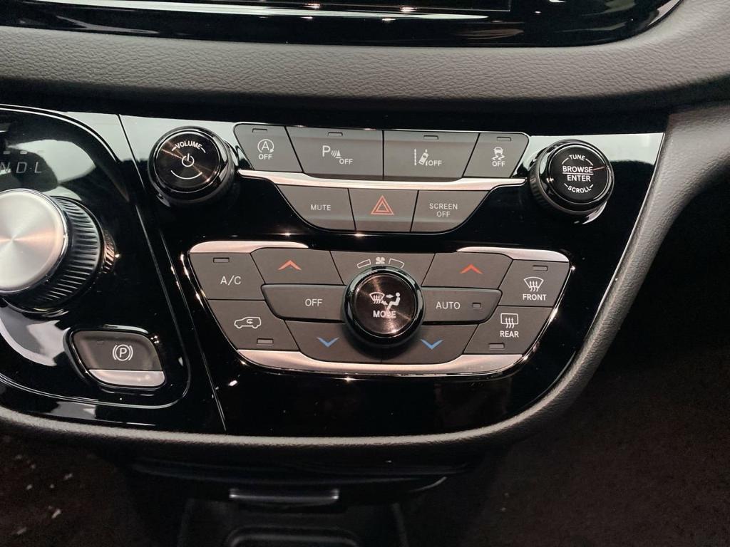 new 2026 Chrysler Voyager car, priced at $40,365