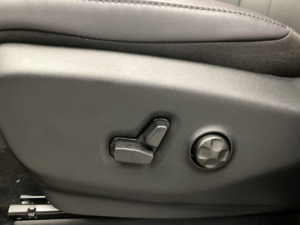 new 2026 Chrysler Voyager car, priced at $40,365