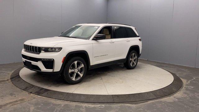 new 2026 Jeep Grand Cherokee car, priced at $49,210