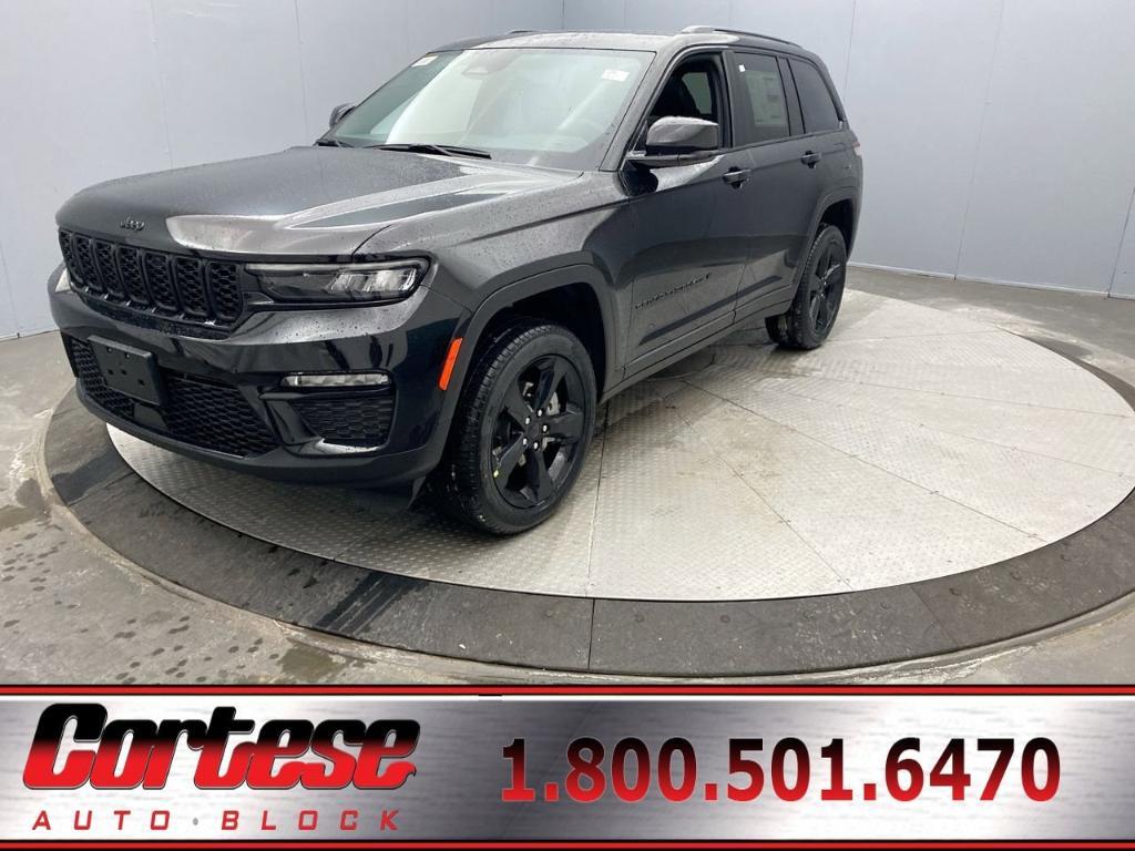 new 2025 Jeep Grand Cherokee car, priced at $50,985