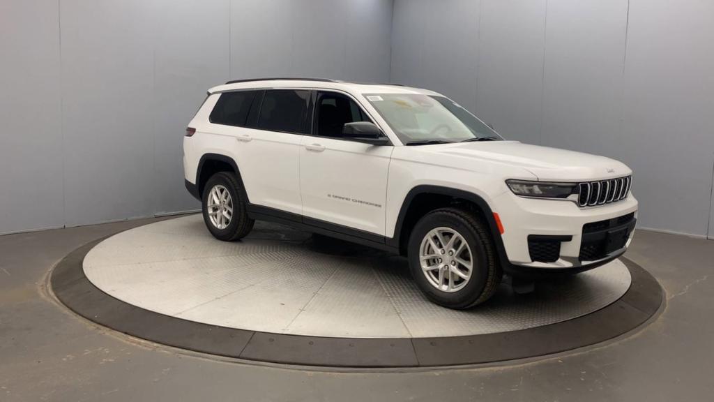 new 2025 Jeep Grand Cherokee L car, priced at $40,825