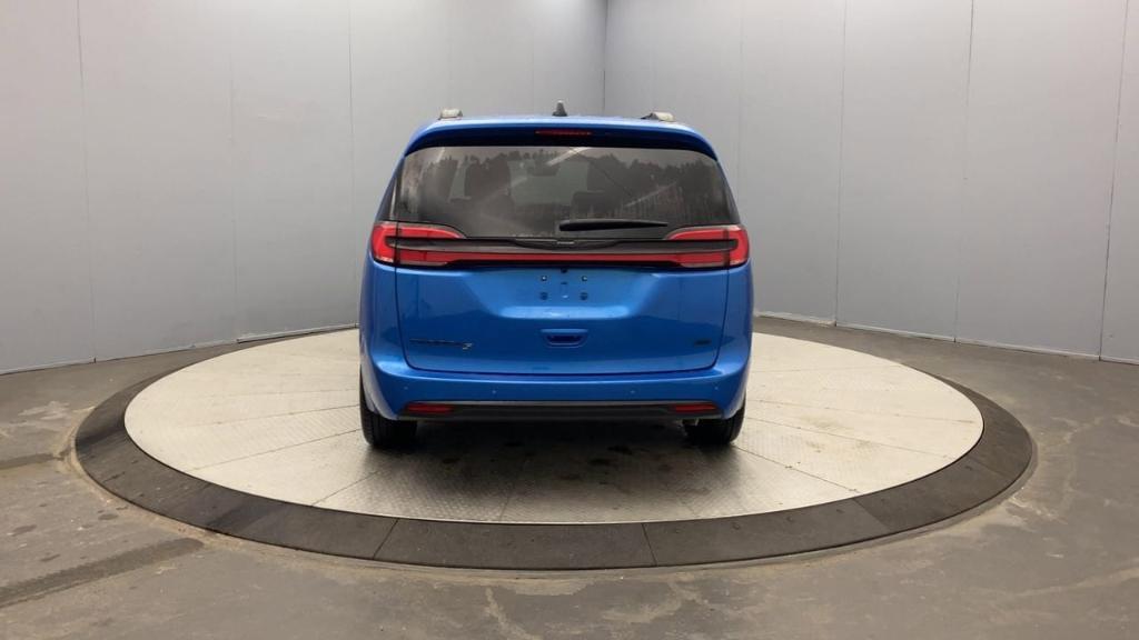 new 2026 Chrysler Pacifica car, priced at $49,945