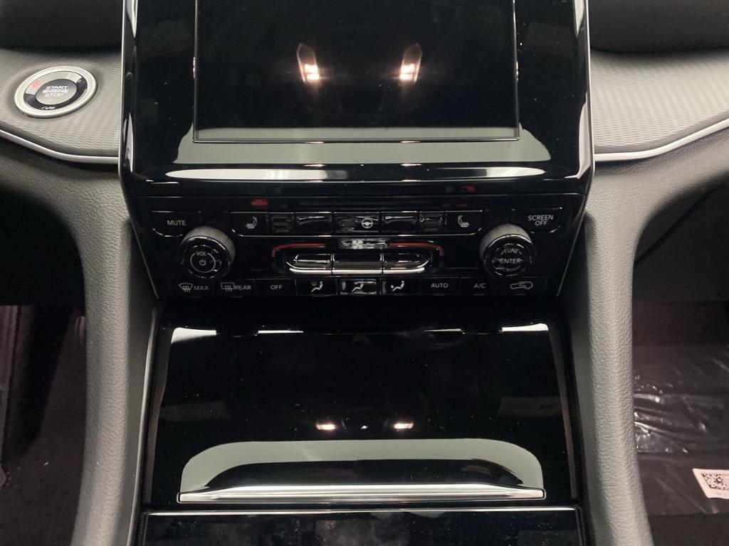 new 2025 Jeep Grand Cherokee L car, priced at $41,420