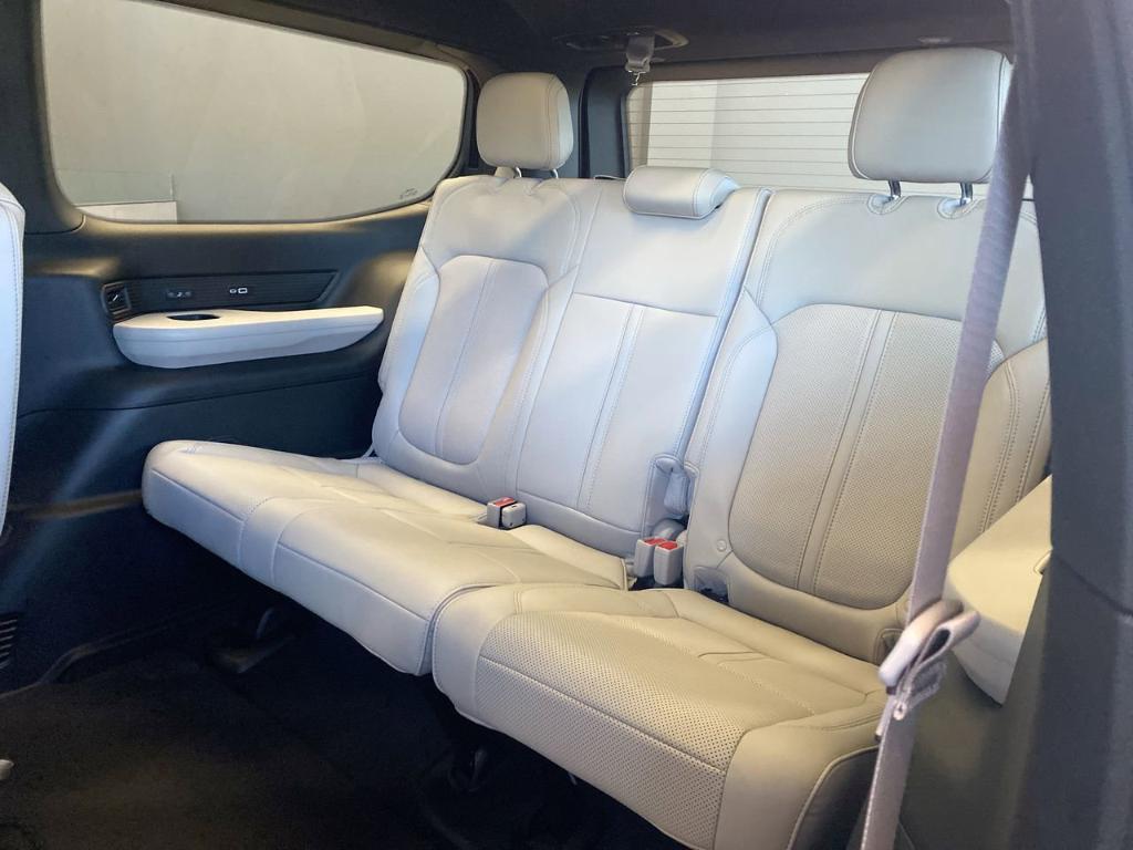 new 2026 Jeep Grand Wagoneer car, priced at $78,280
