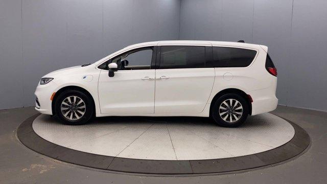used 2023 Chrysler Pacifica Hybrid car, priced at $27,690