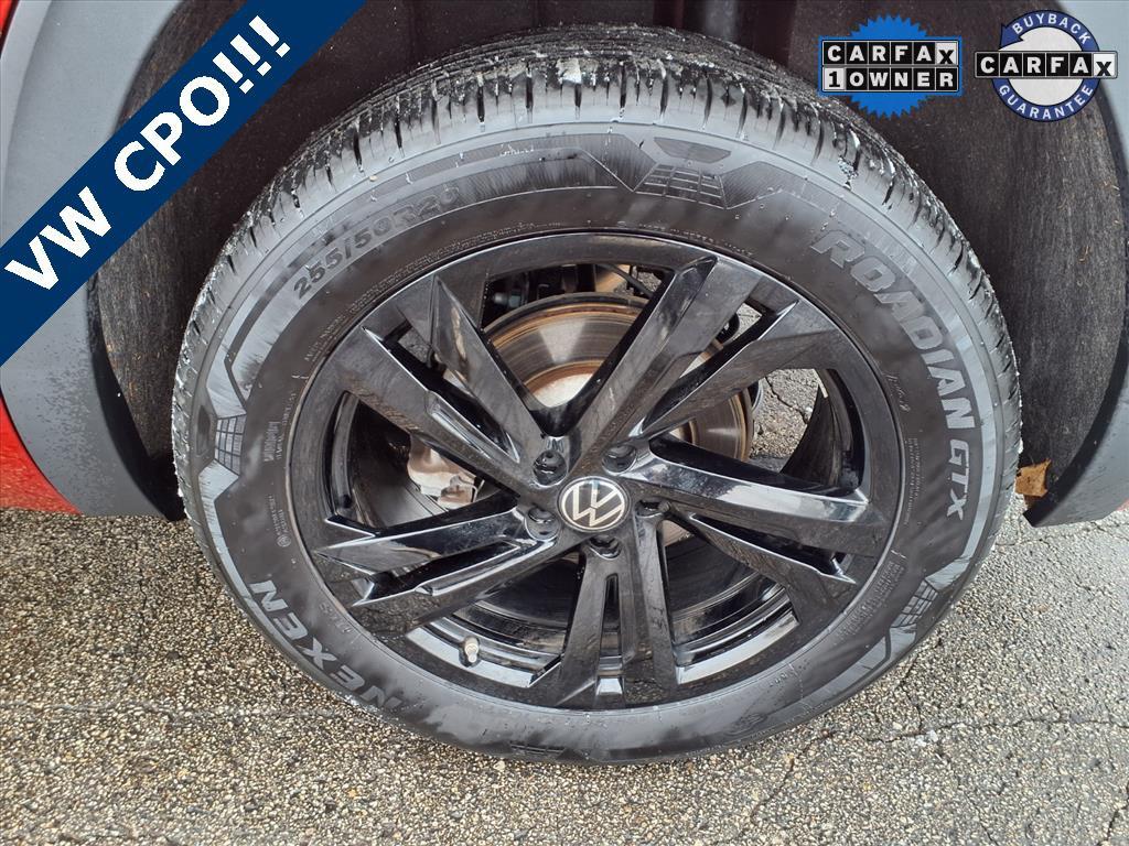 used 2025 Volkswagen Atlas Cross Sport car, priced at $41,999