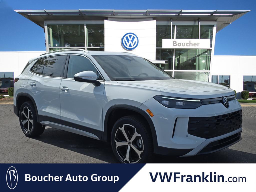 new 2025 Volkswagen Tiguan car, priced at $32,188