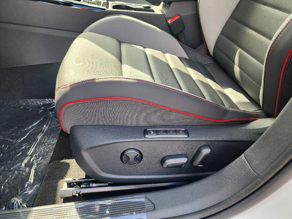 new 2025 Volkswagen Golf GTI car, priced at $37,650