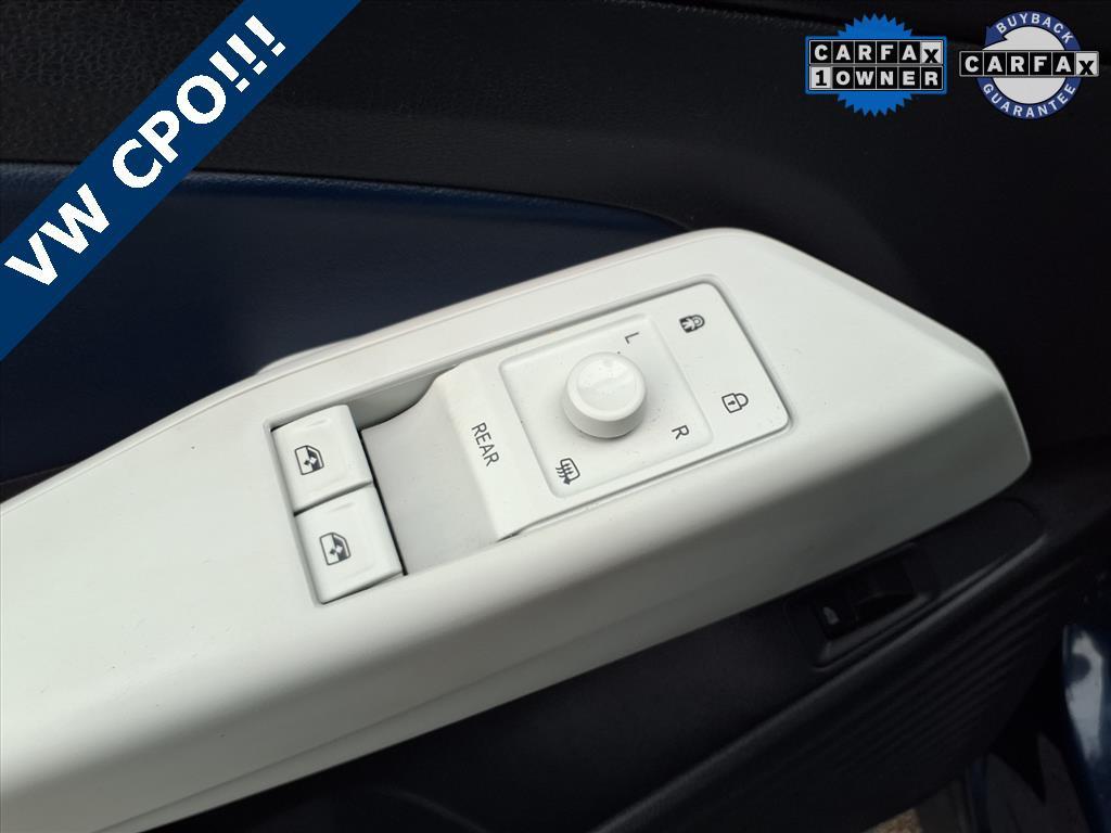 used 2023 Volkswagen ID.4 car, priced at $25,999