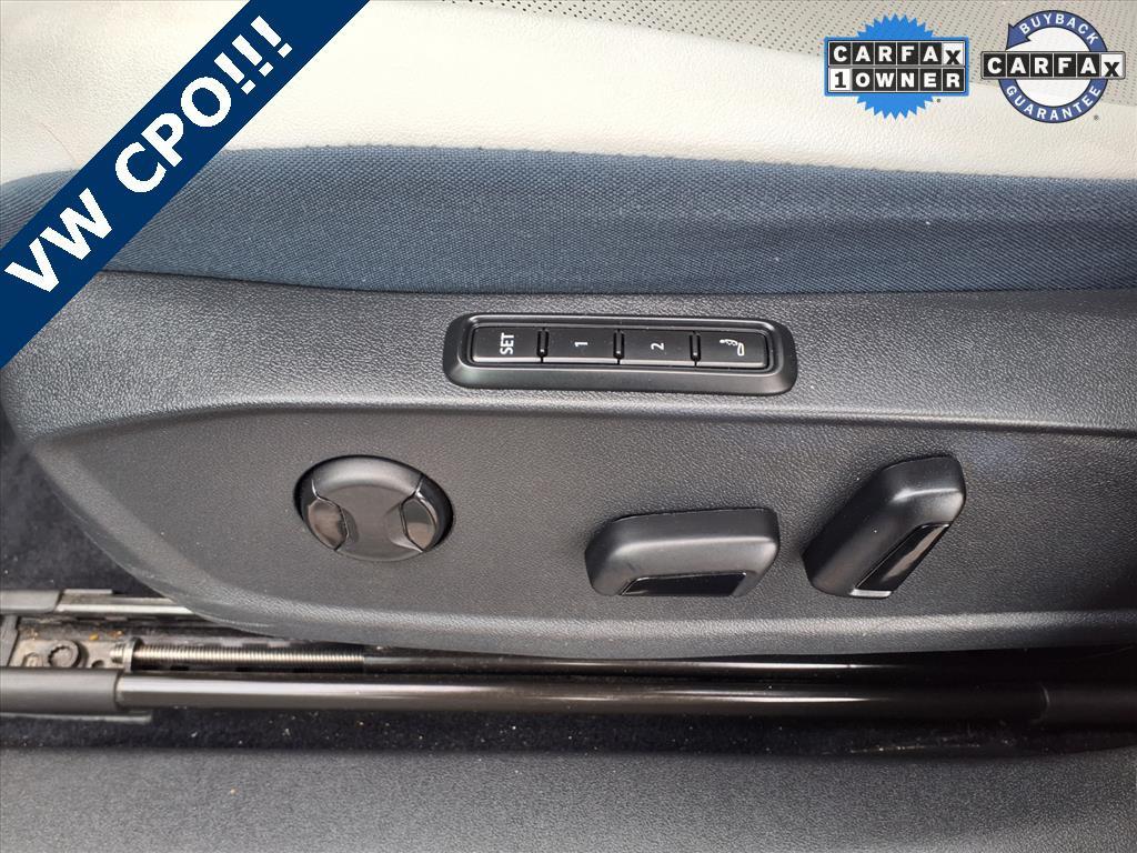 used 2023 Volkswagen ID.4 car, priced at $25,999