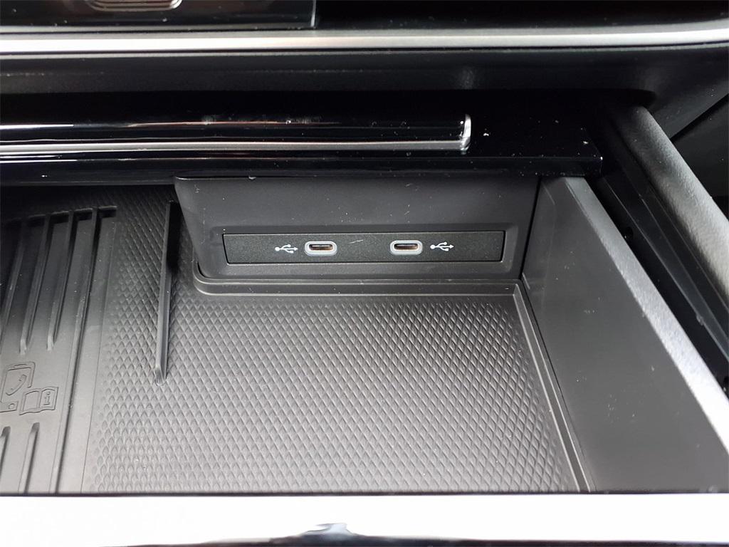 new 2026 Volkswagen Atlas car, priced at $44,447