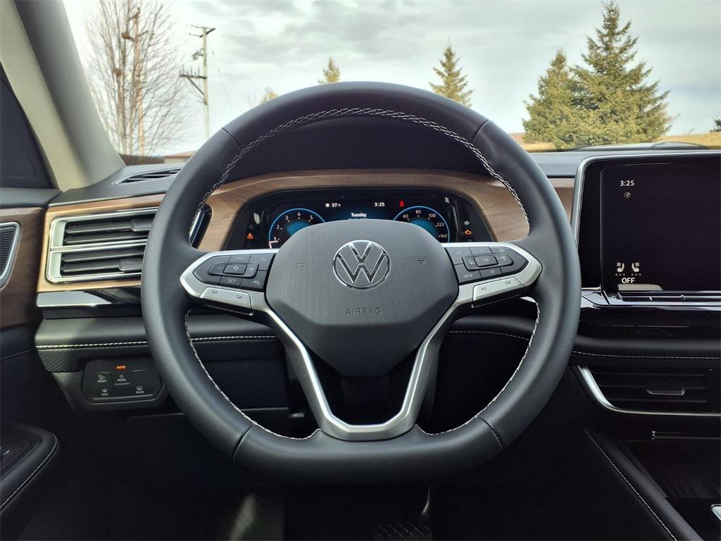 new 2026 Volkswagen Atlas car, priced at $44,447