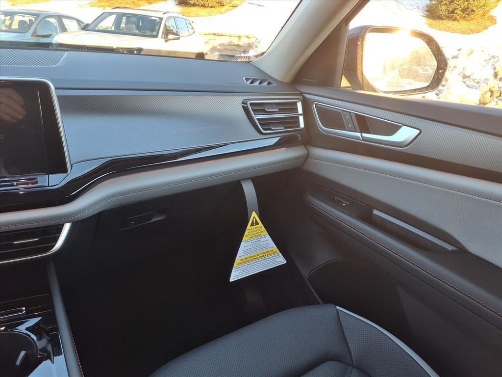 new 2026 Volkswagen Atlas car, priced at $47,264