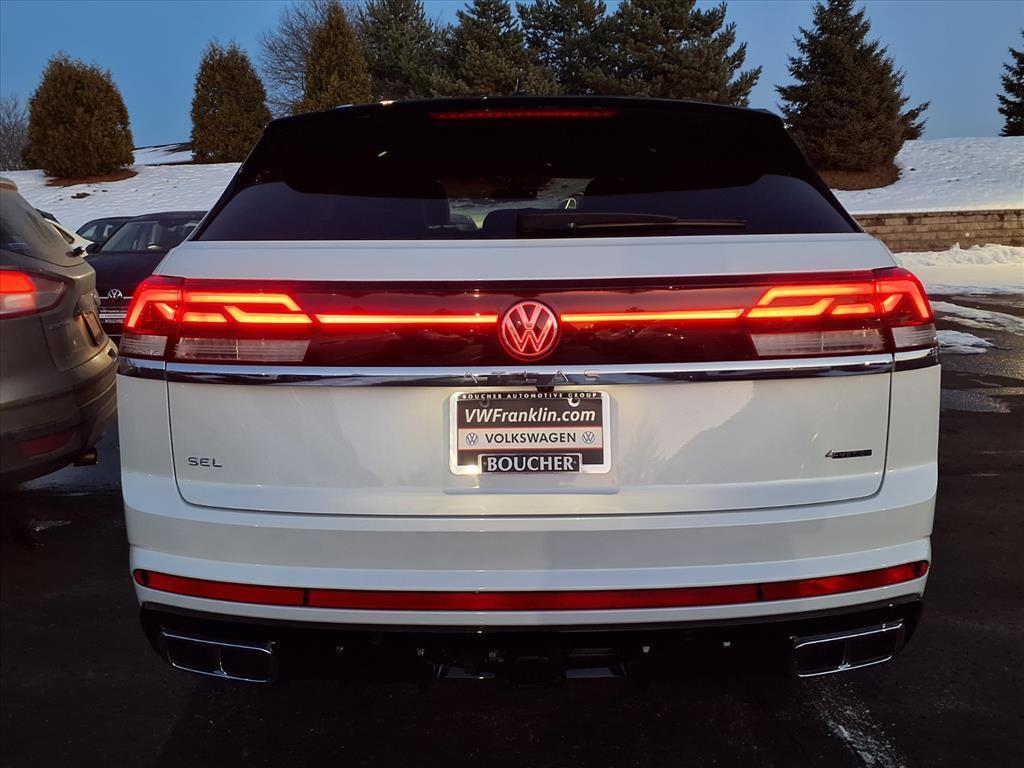 new 2026 Volkswagen Atlas Cross Sport car, priced at $52,406