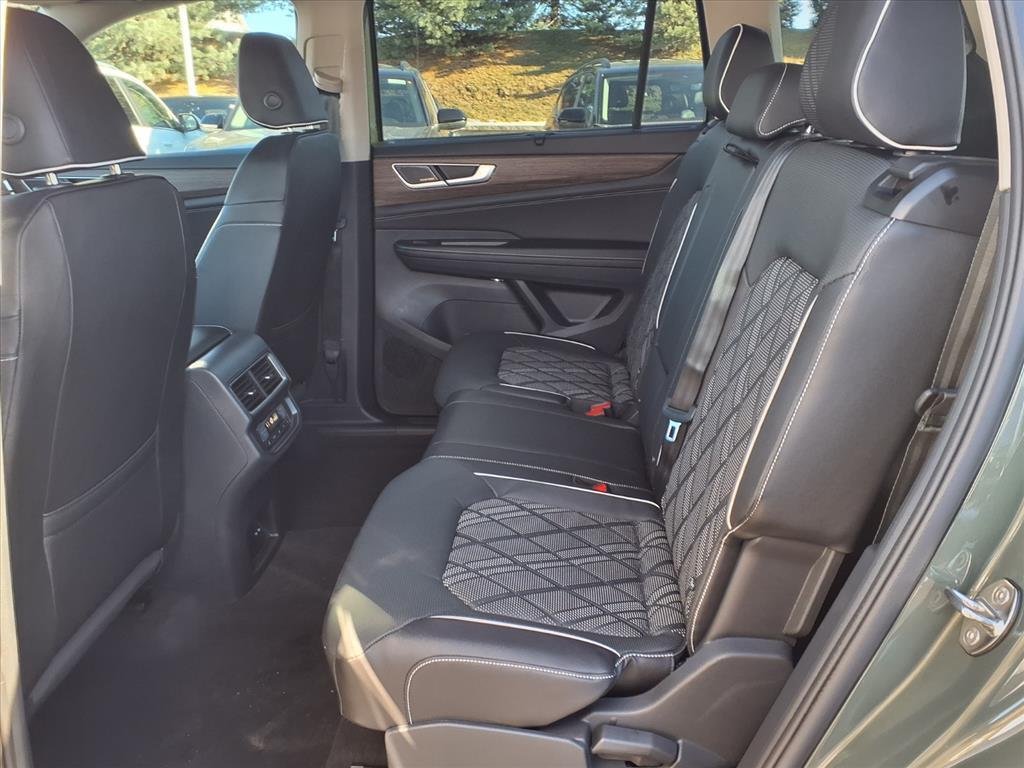 new 2026 Volkswagen Atlas car, priced at $52,181