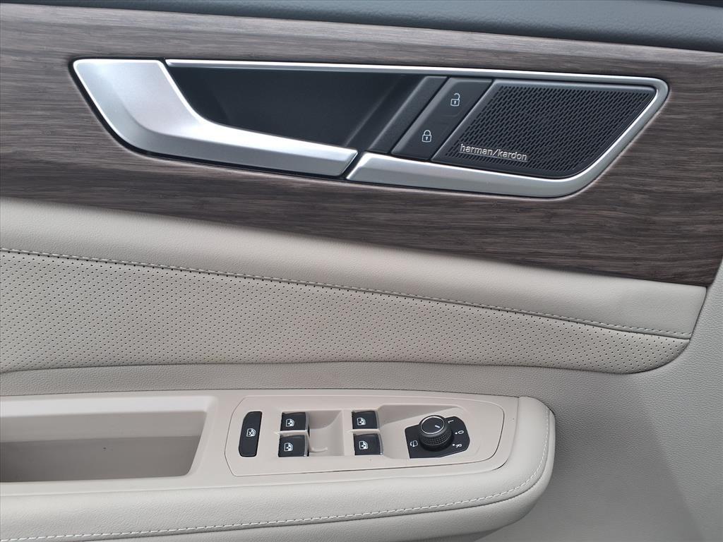 new 2026 Volkswagen Atlas car, priced at $53,216