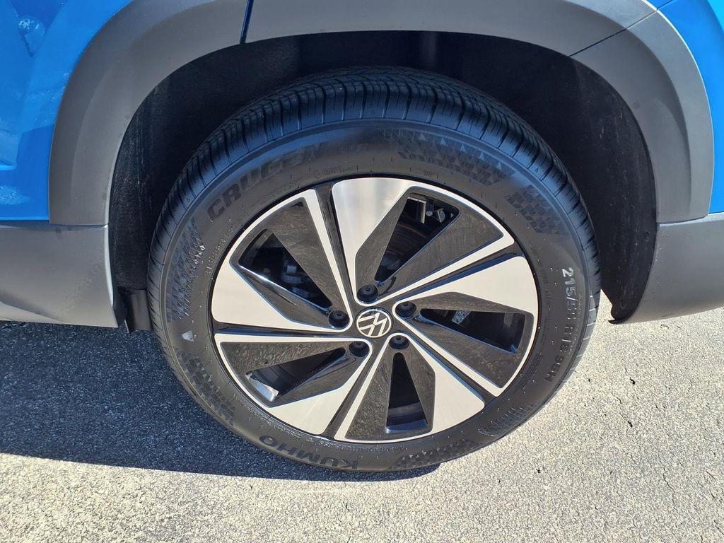 used 2025 Volkswagen Taos car, priced at $26,999