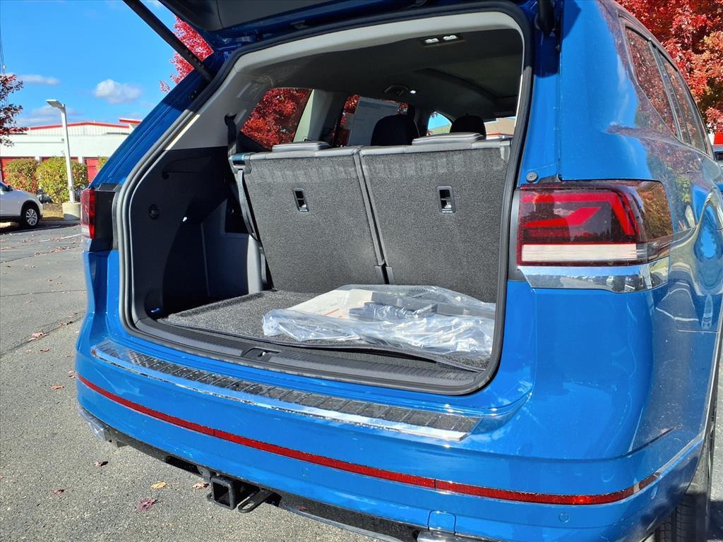 new 2026 Volkswagen Atlas car, priced at $52,779