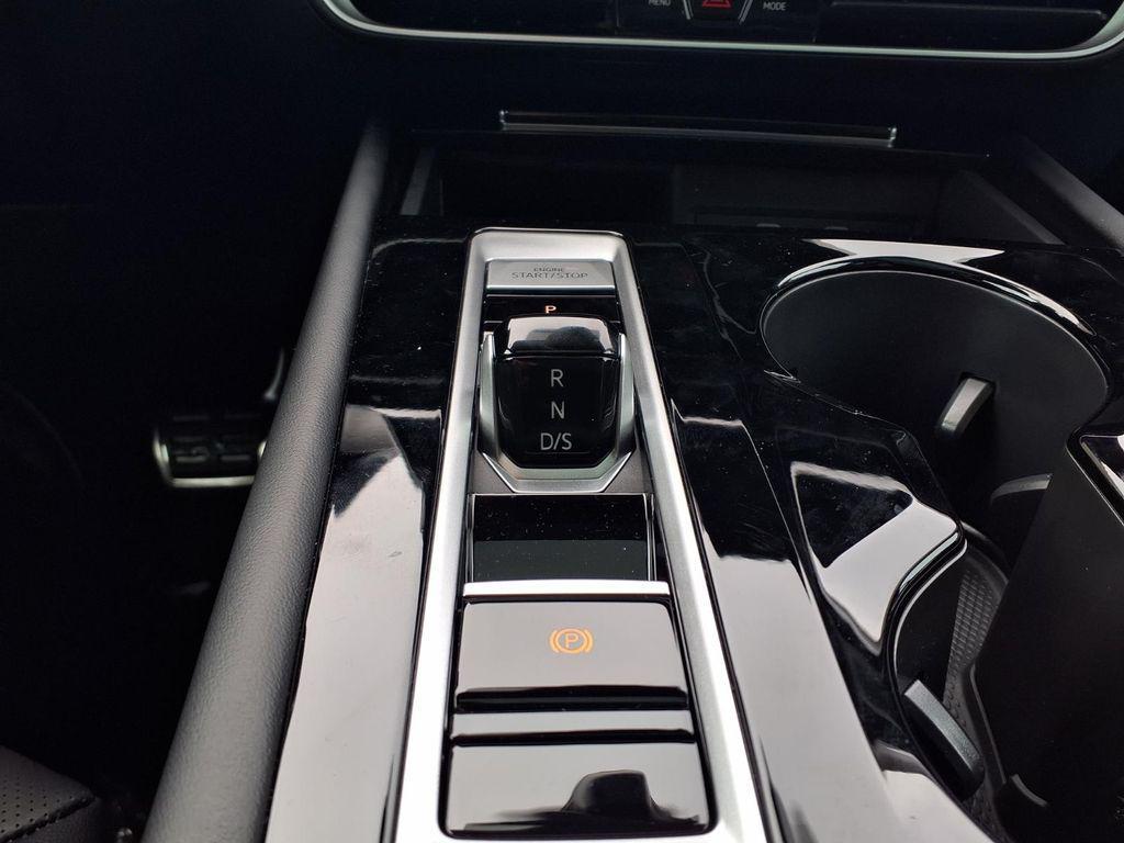 new 2026 Volkswagen Atlas car, priced at $54,216