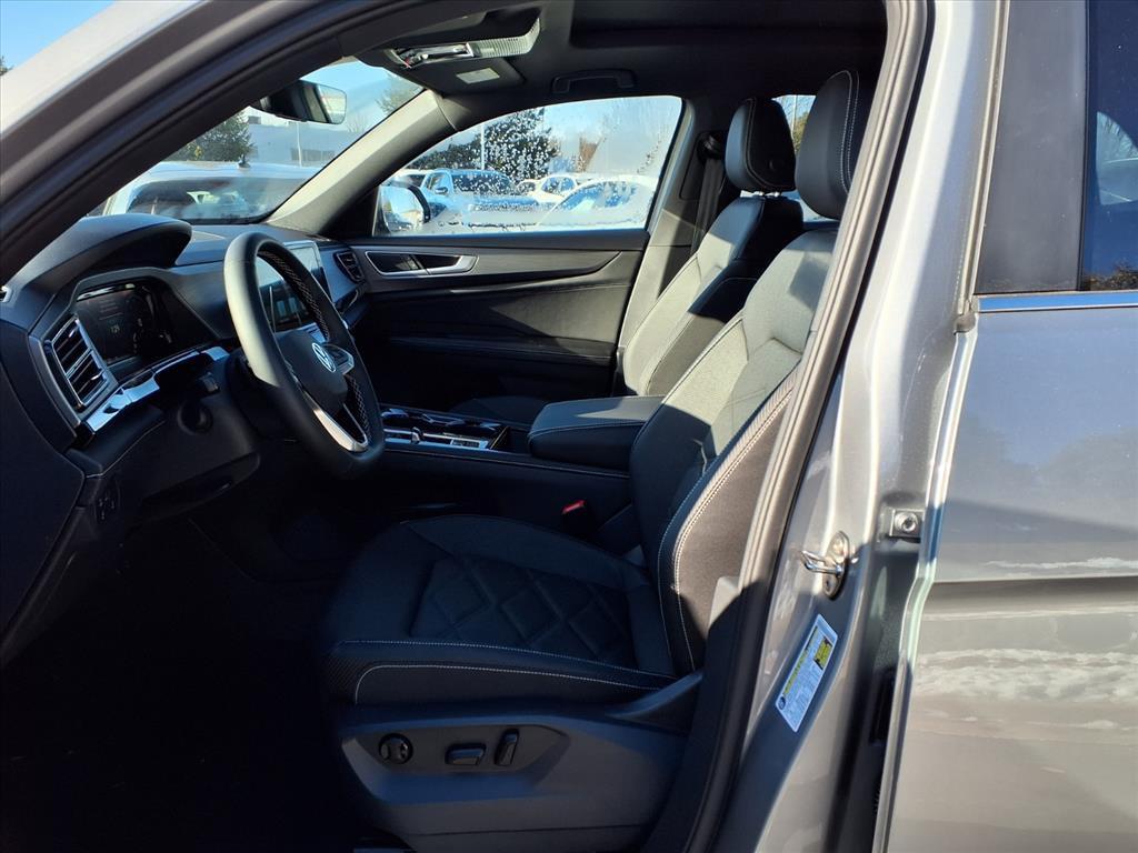 new 2026 Volkswagen Atlas Cross Sport car, priced at $44,810