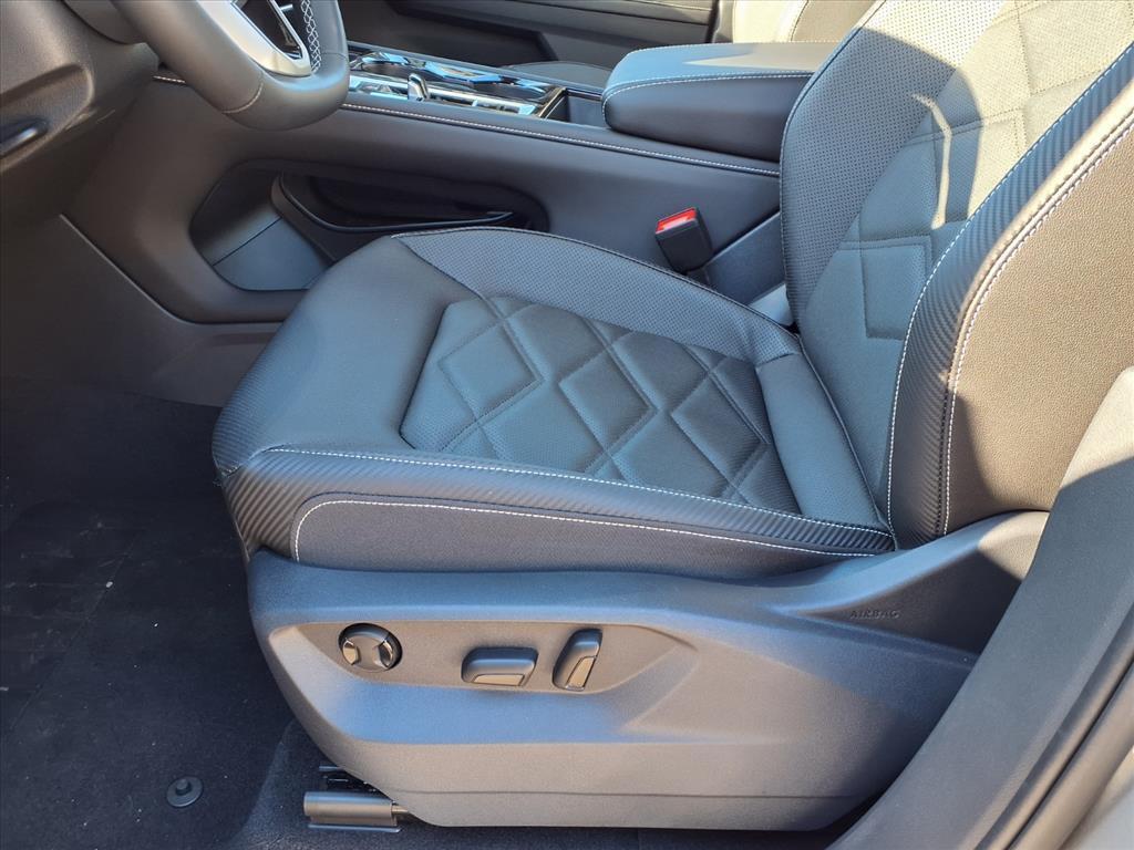 new 2026 Volkswagen Atlas Cross Sport car, priced at $44,810