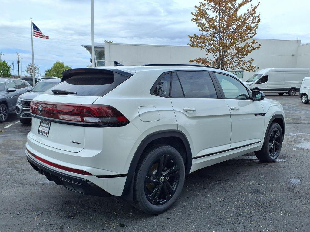 new 2026 Volkswagen Atlas Cross Sport car, priced at $48,736