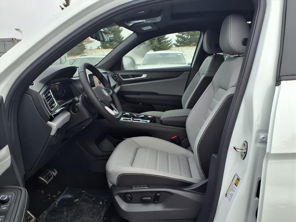 new 2026 Volkswagen Atlas Cross Sport car, priced at $49,237