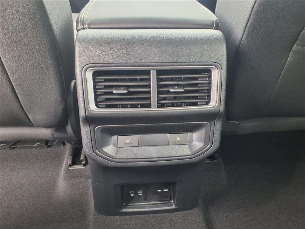 new 2026 Volkswagen Atlas Cross Sport car, priced at $48,237