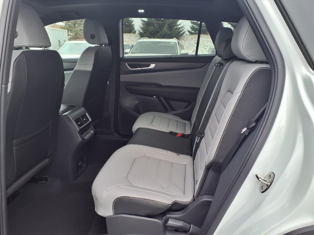 new 2026 Volkswagen Atlas Cross Sport car, priced at $49,237