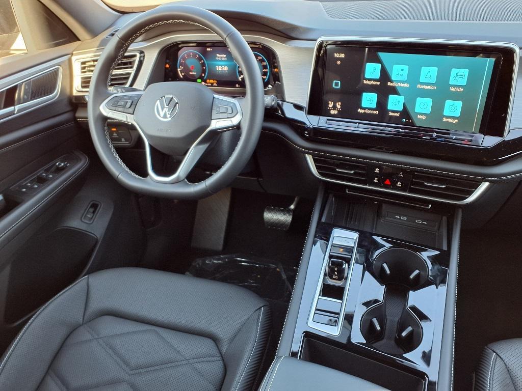 new 2026 Volkswagen Atlas Cross Sport car, priced at $44,615