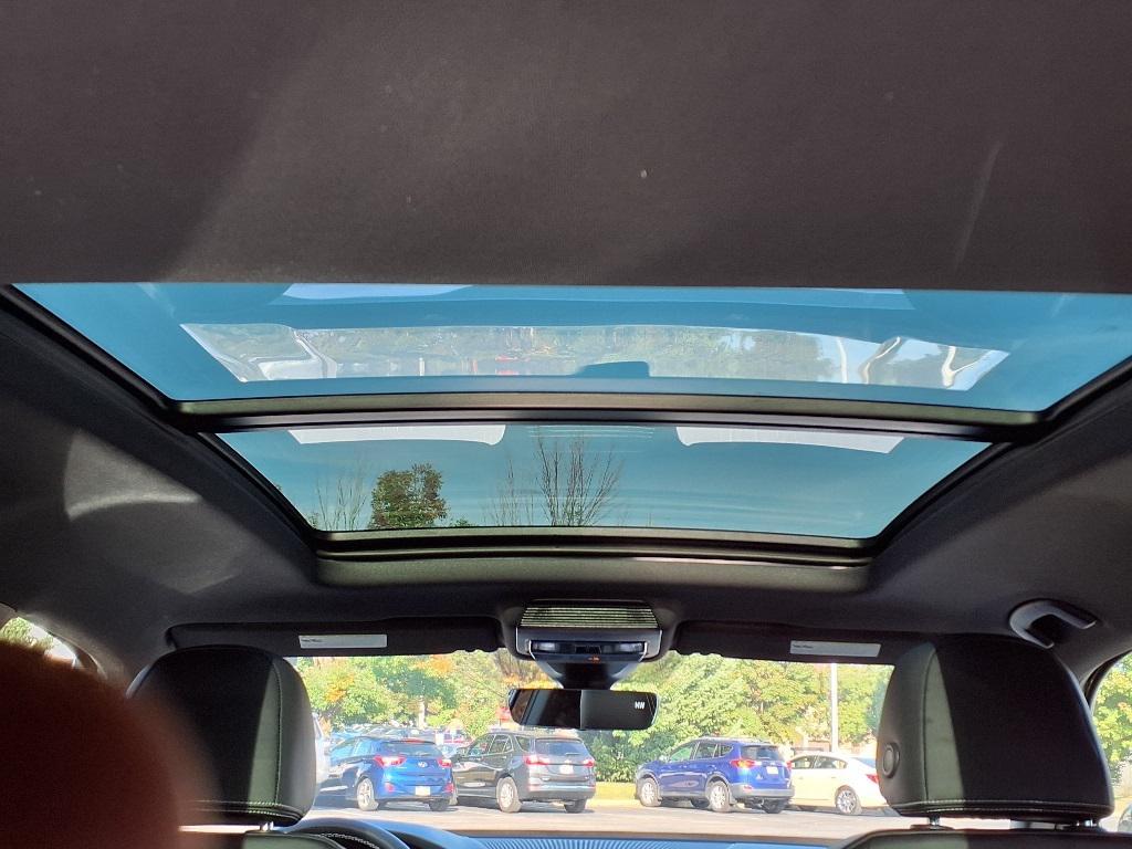 new 2026 Volkswagen Atlas Cross Sport car, priced at $44,615