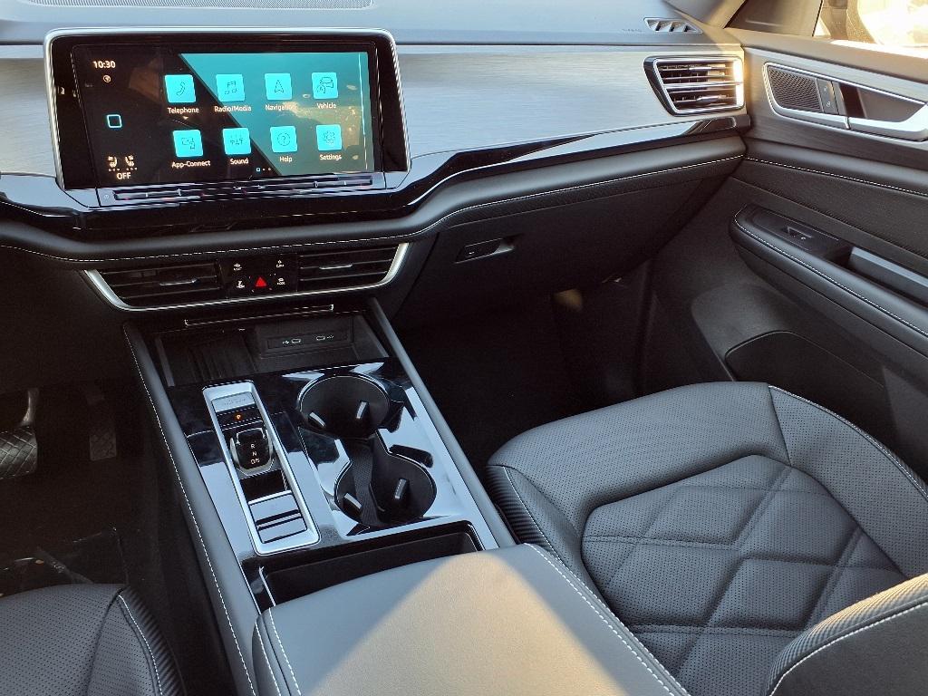 new 2026 Volkswagen Atlas Cross Sport car, priced at $44,615