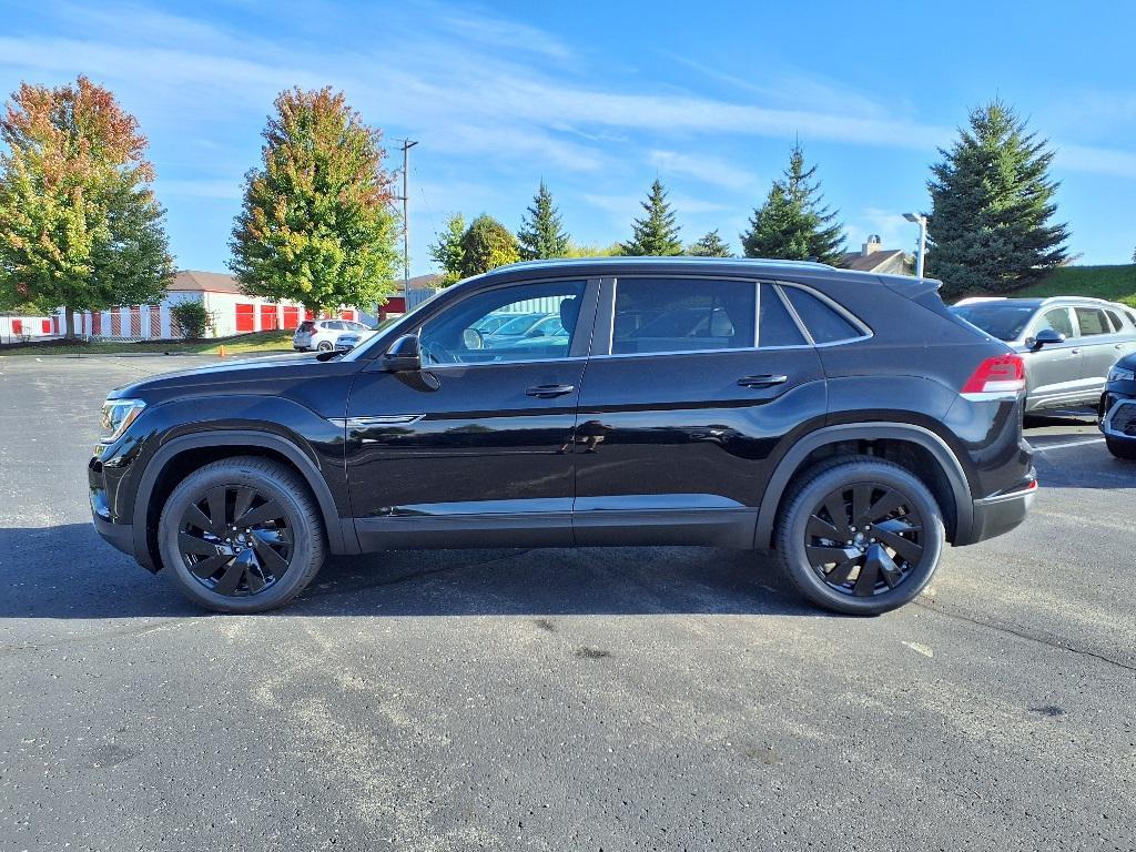 new 2026 Volkswagen Atlas Cross Sport car, priced at $44,615